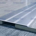 Плоский порожек СP 110 с завальцованными краями из алюминия